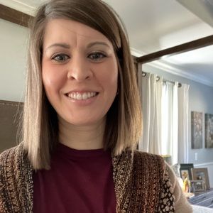 Meet your Posher, Cara